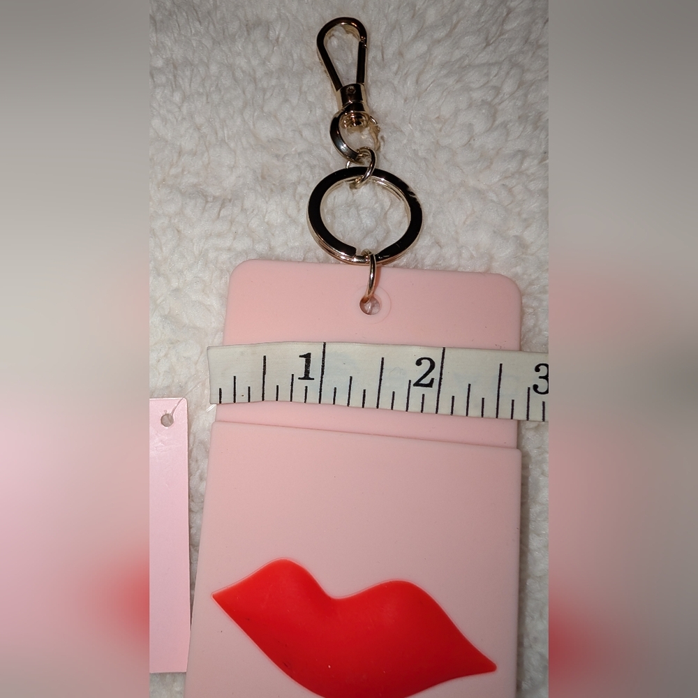 KATE SPADE Pink and Red Lip ID CLIP For Lanyard NWT W Lipstick/Bow Bag Charm - Picture 4 of 8